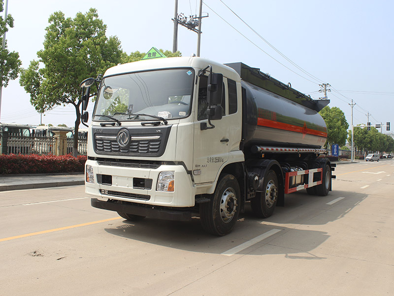 東風(fēng)天錦20立方SCS5262GRYDFH6易燃液體罐式運(yùn)輸車