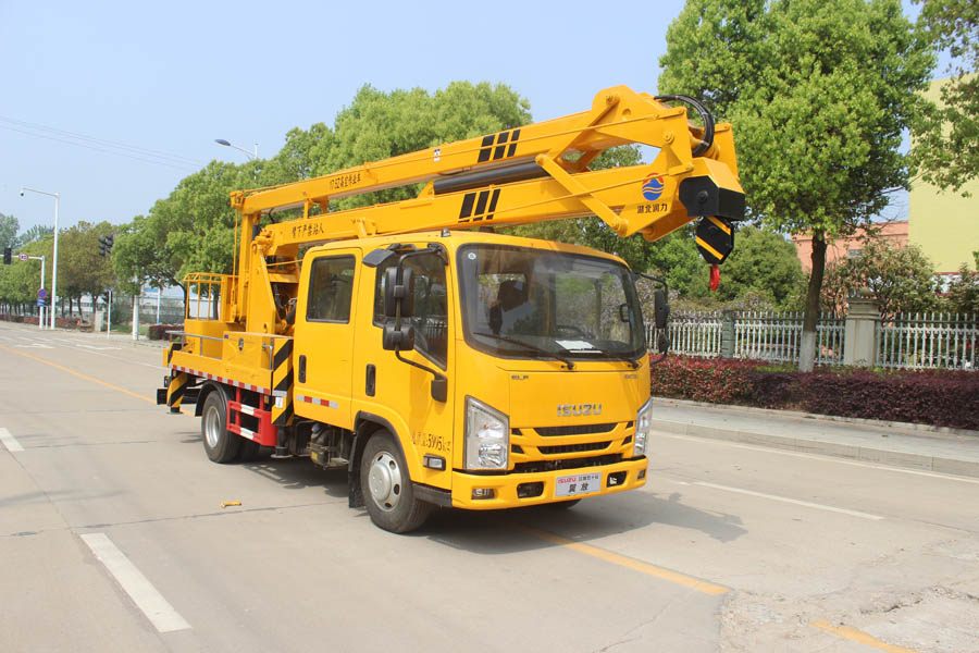 潤知星牌SCS5065JGK18JX6型高空作業(yè)車